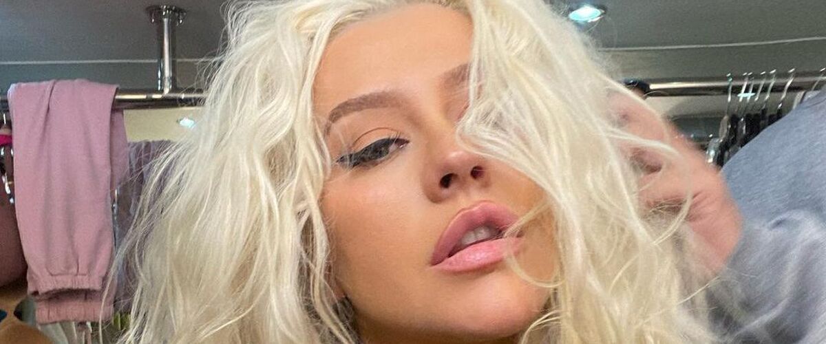 Christina Aguilera laat op Instagram zien dat ze nog steeds een killerbody heeft