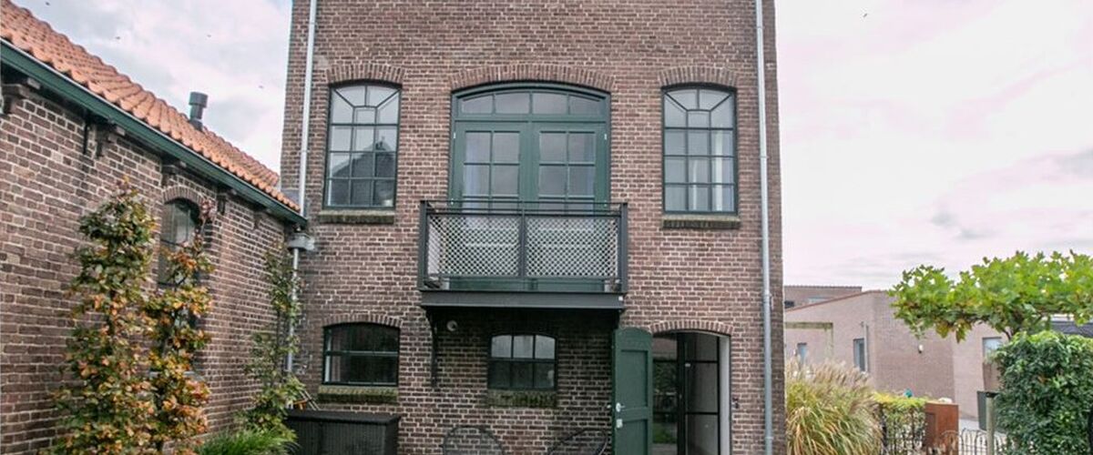 Funda droomwoning: oude fabriek is nu een stoere mannenloft