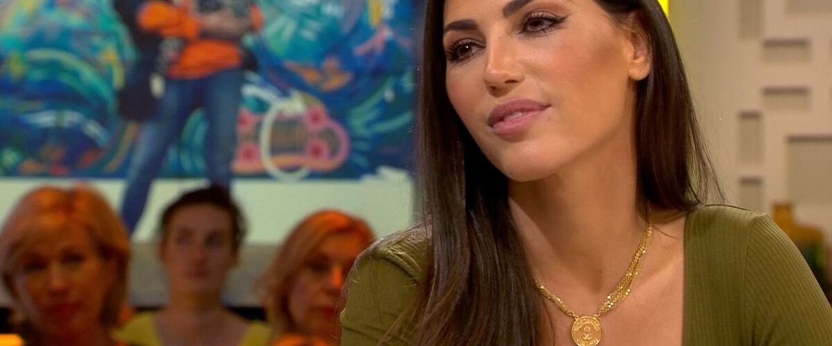 Yolanthe Cabau trekt de aandacht met sensuele foto op Instagram