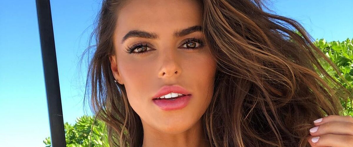 De Instagram-foto’s van Sports Illustrated Swimsuit-model Brooks Nader blazen je omver