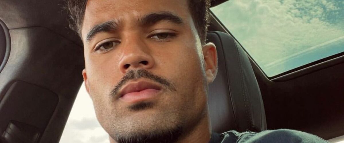 Justin Kluivert koopt een ongelofelijk dikke auto in Nederland