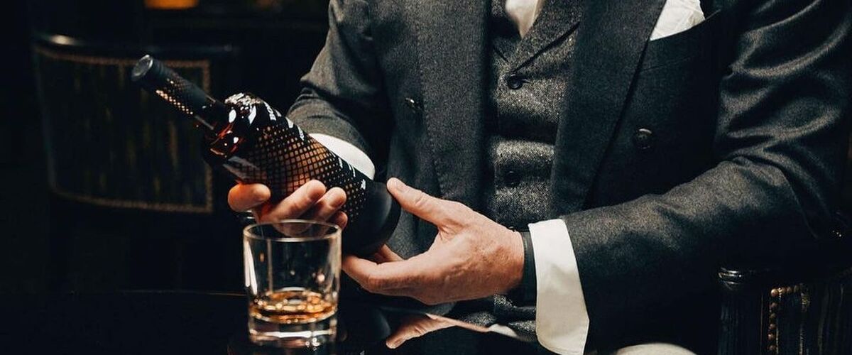 Deze zeer exclusieve whisky is een must-have voor autoliefhebbers