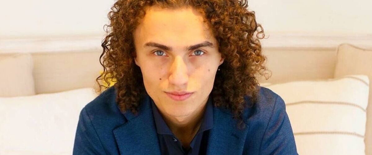 Het vermogen van YouTuber Kwebbelkop maakt hem een van de ‘100 rijkste jonge miljonairs’