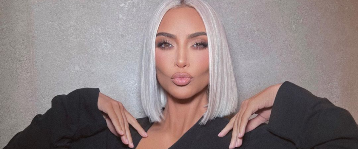 Kim Kardashian koopt $70 miljoen villa met privéstrand, tennisbaan en prachtig uitzicht