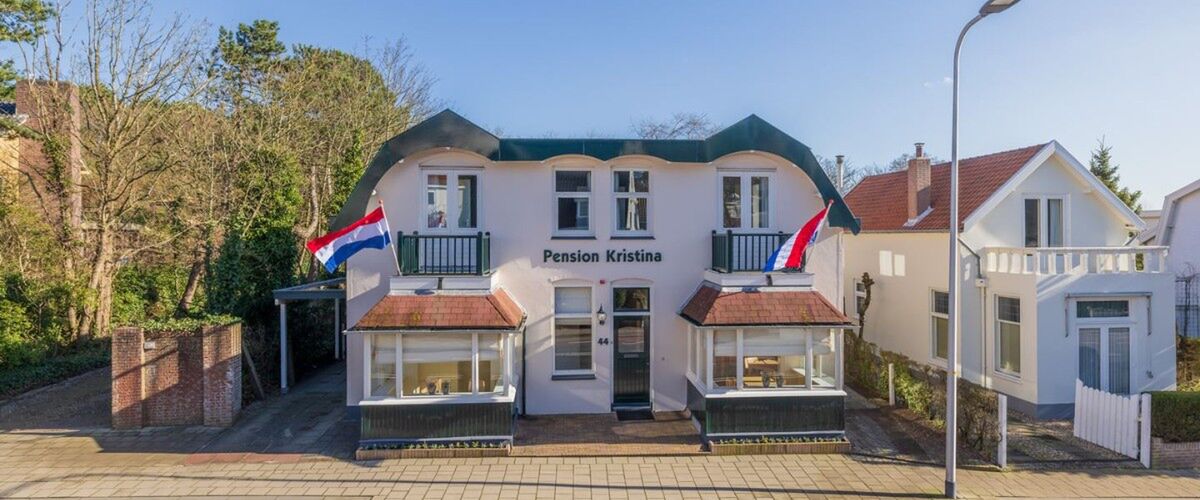 Binnenkijken: Martien en Erica Meiland kopen een nieuw pension in Noordwijk