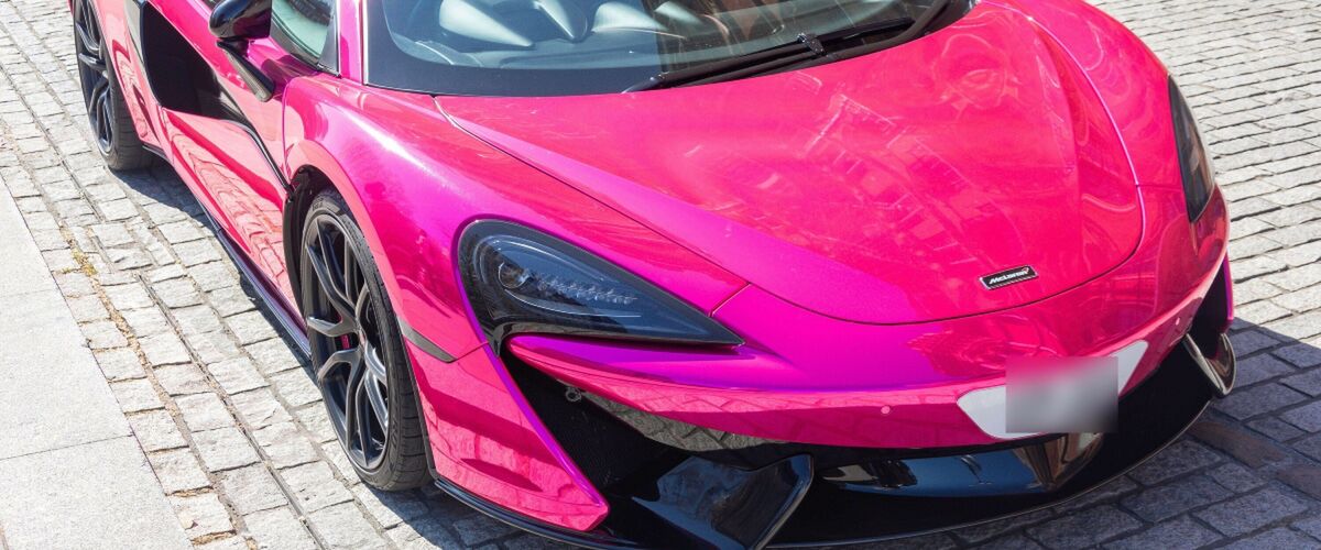 Mysterieuze McLaren sportwagen is al twee jaar lang niet verplaatst