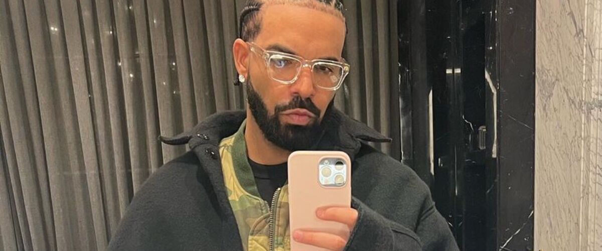 Drake zijn privévliegtuig (t.w.v. $ 185 miljoen) is gespot op Mirabel Airport