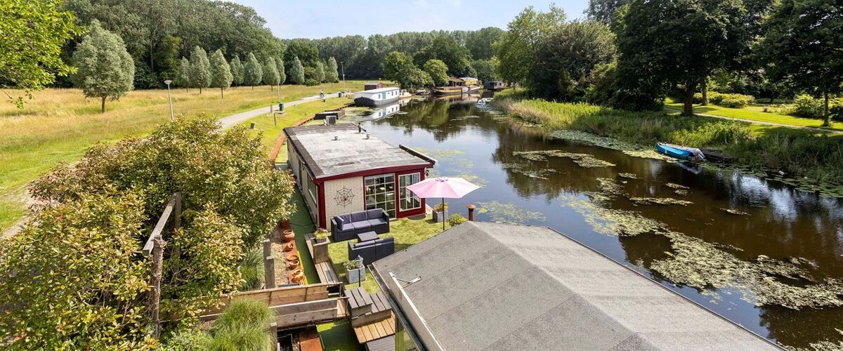 Dit perfecte vakantiehuisje staat nu op Funda te koop voor slechts €150.000,-