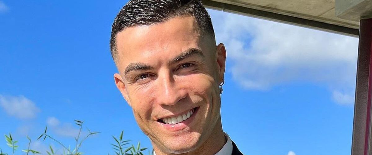 Cristiano Ronaldo is gespot in een auto met een waarde van €8,1 miljoen