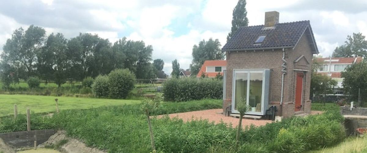 Bij deze knusse Airbnb in Friesland zitten ‘gratis fietsen en wijn’ inbegrepen