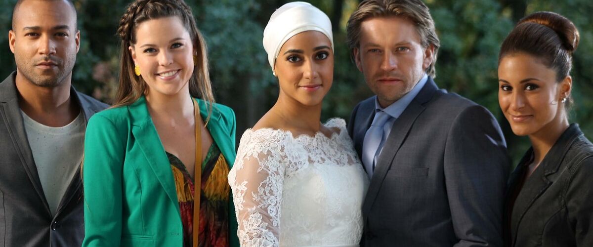 Het salaris van acteurs en actrices in GTST is verbazingwekkend laag