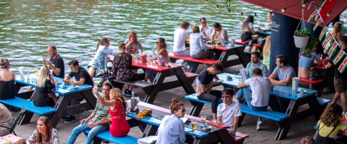 6 zonnige terrassen aan het water in Amsterdam