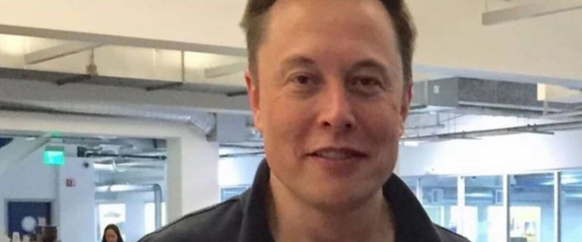 Zoveel uur slaapt Elon Musk per dag