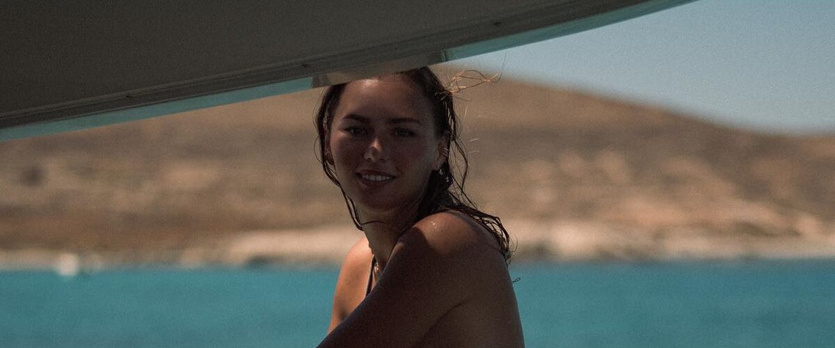 Nieuwe Instagram-foto’s van Puck Moonen in bikini vallen enorm in de smaak