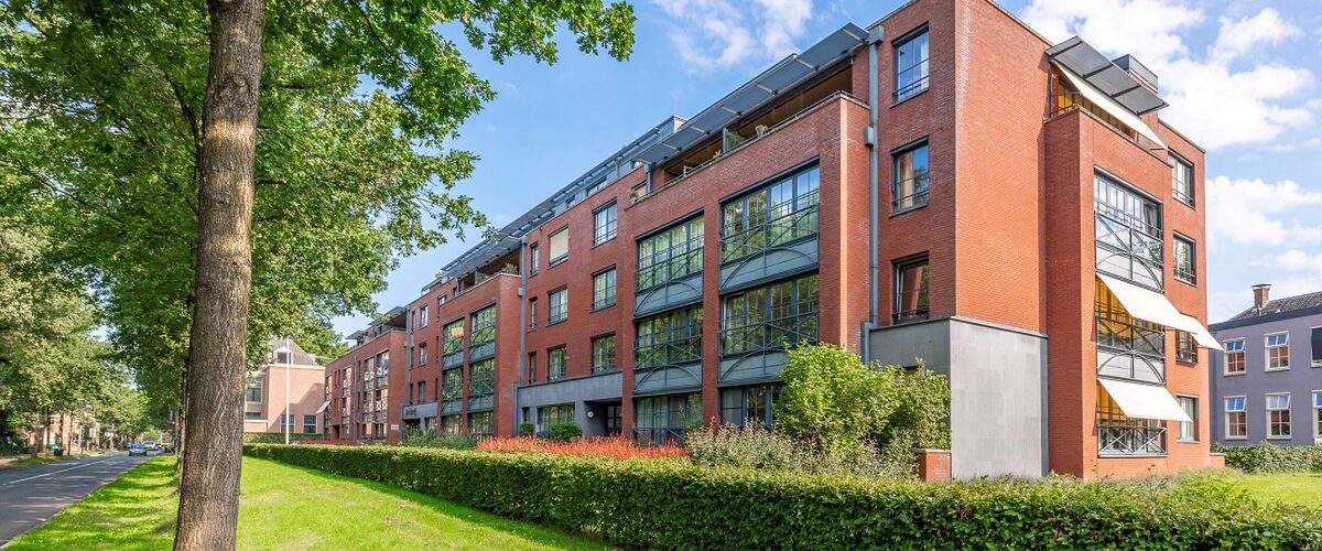 Het luxe appartement van Enzo Knol staat nu te koop op Funda voor €700.000