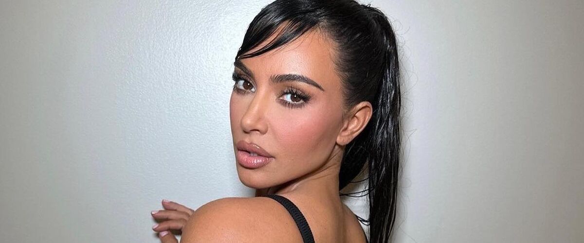 Foto’s: Kim Kardashian poseert in piepklein bikinitopje op Instagram