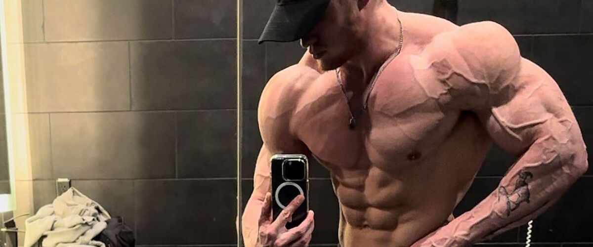 Jongen (19) verpulvert 57 jaar oud record van Arnold Schwarzenegger