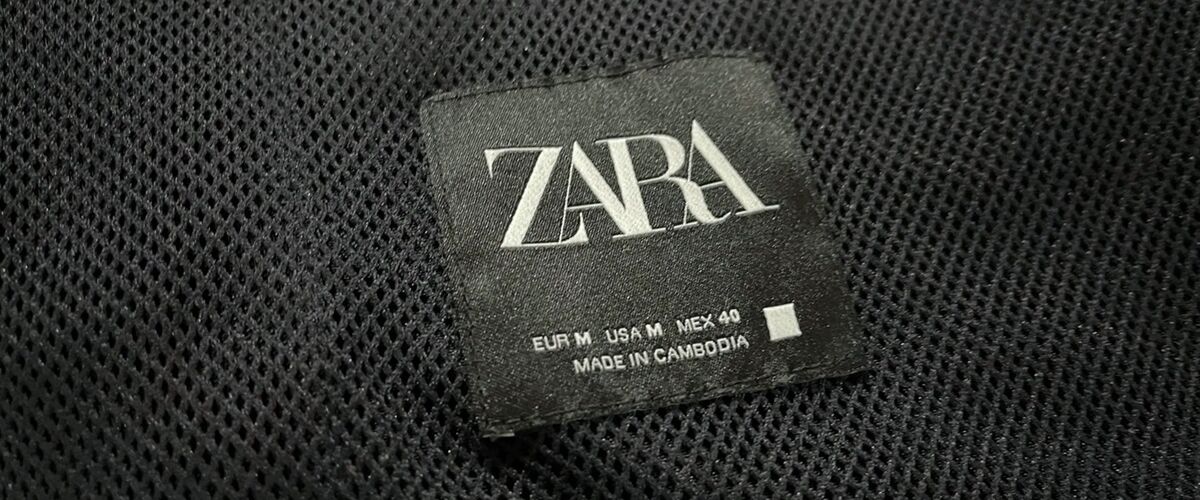 Vierkantje, driehoekje en rondje: dit betekenen de verschillende symbolen op de etiketten van Zara-kleding