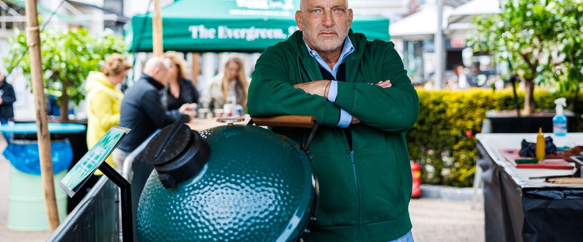 Hemelvaart-tip: Nederlandse outlet organiseert BBQ met Herman den Blijker, wijnproeverij en meer