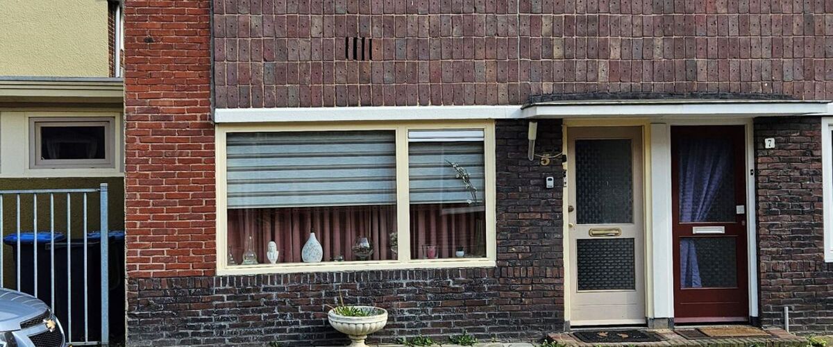 Interessant koopje op Funda: Limburgse hoekwoning kost slechts € 114.000,-