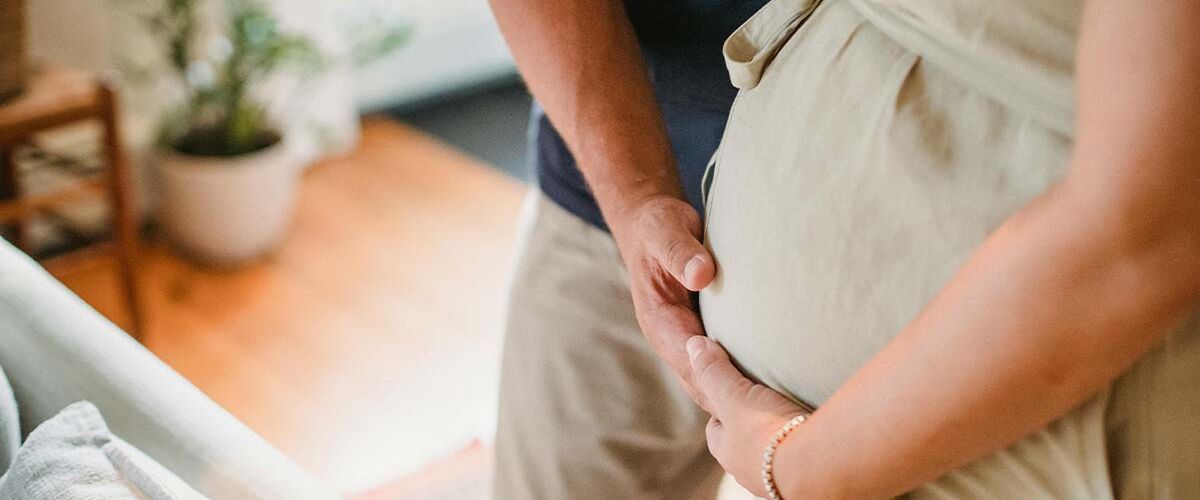 “Mijn schoonzus wil het bed met me induiken nu mijn vrouw zwanger is”