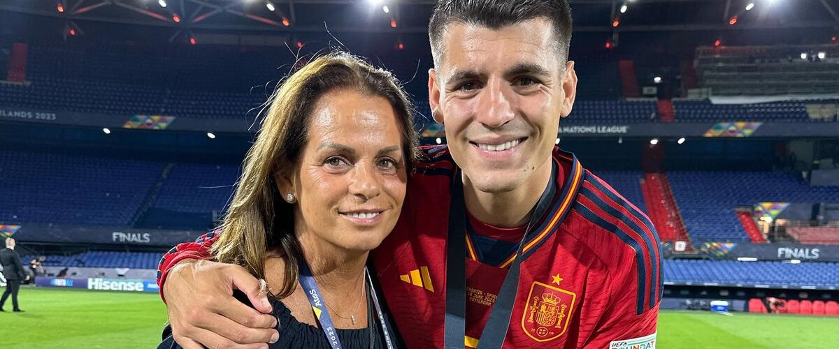 Alvaro Morata droeg tijdens het EK een prachtig volledig zwart horloge om de pols