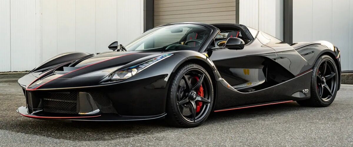 Deze Ferrari LaFerrari Aperta is de duurste tweedehands auto van Nederland