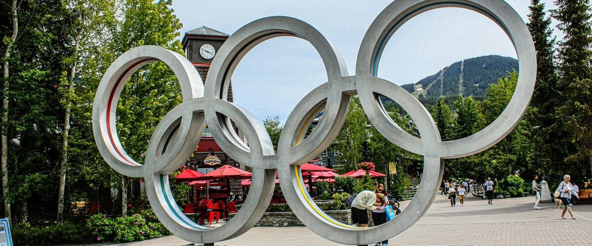 Waar staan de gekleurde ringen op de Olympische spelen voor?