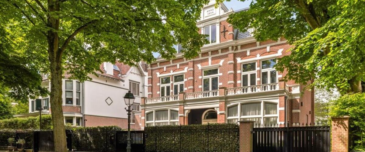 Funda-klapper: villa met bioscoop, zwembad en maximale luxe te koop voor €7.5 miljoen