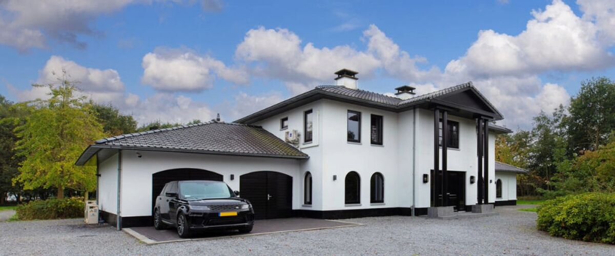 Rapper Boef casht: luxe villa in Almere verkocht met bijna € 600.000,- winst