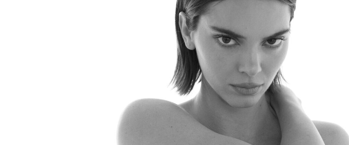 Sensuele sensatie: Kendall Jenner deelt reeks topless foto’s op Instagram