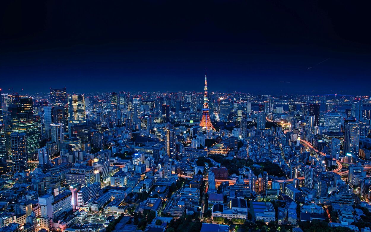 japan-tokio-skyline-tower-flats