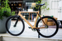 houten fiets man man