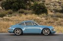 Singer vehicle design Porsche 911 Phoenix MAN-MAN