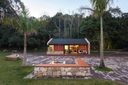Casa do Lago lake house