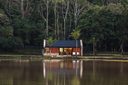 Casa do Lago lake house