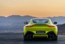 man man dikke auto aston martin