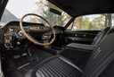 deze witte Shelby Mustang GT500 Fastback wordt geveild bij RM Sothebys MAN-MAN