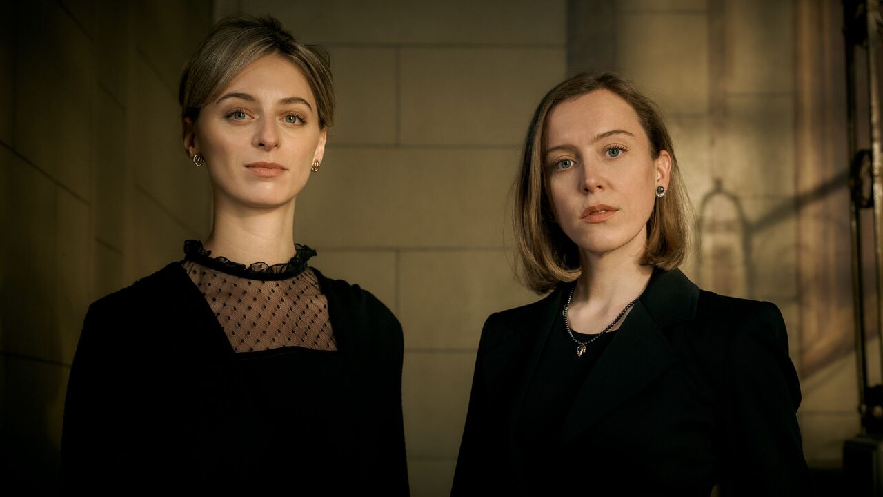 Claire Bender en Laura Bakker Mabel & Margarita (Máxima-spin-off)