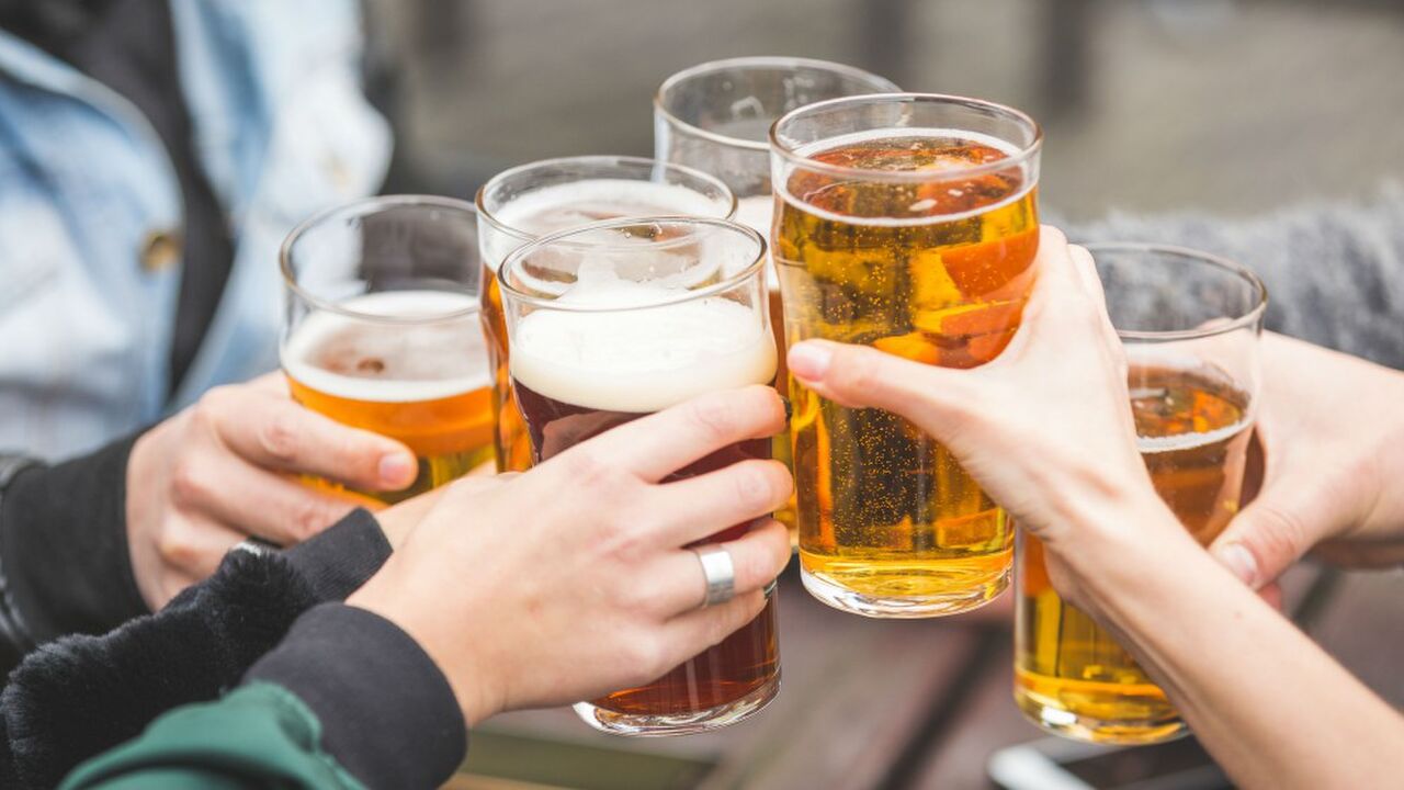 Illustratie voor: Wetenschap: Bier zorgt voor betere bedprestaties