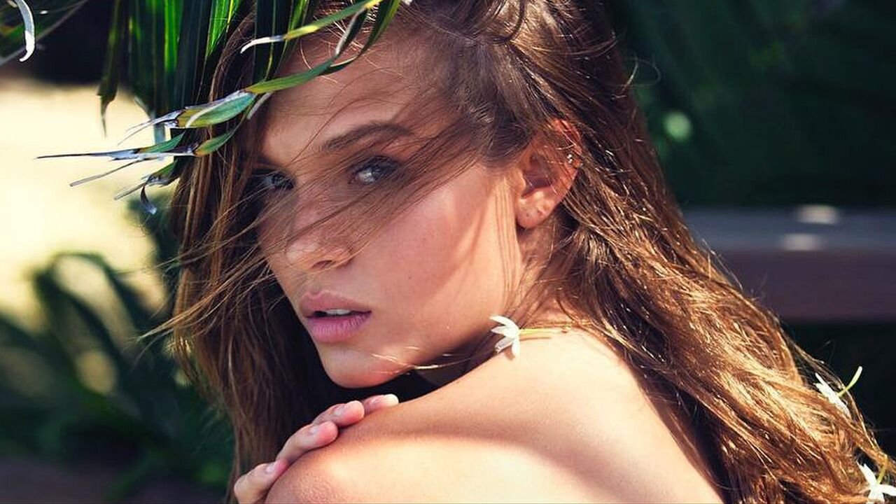 Illustratie voor: 10 X Top model en Instababe Josephine Skriver