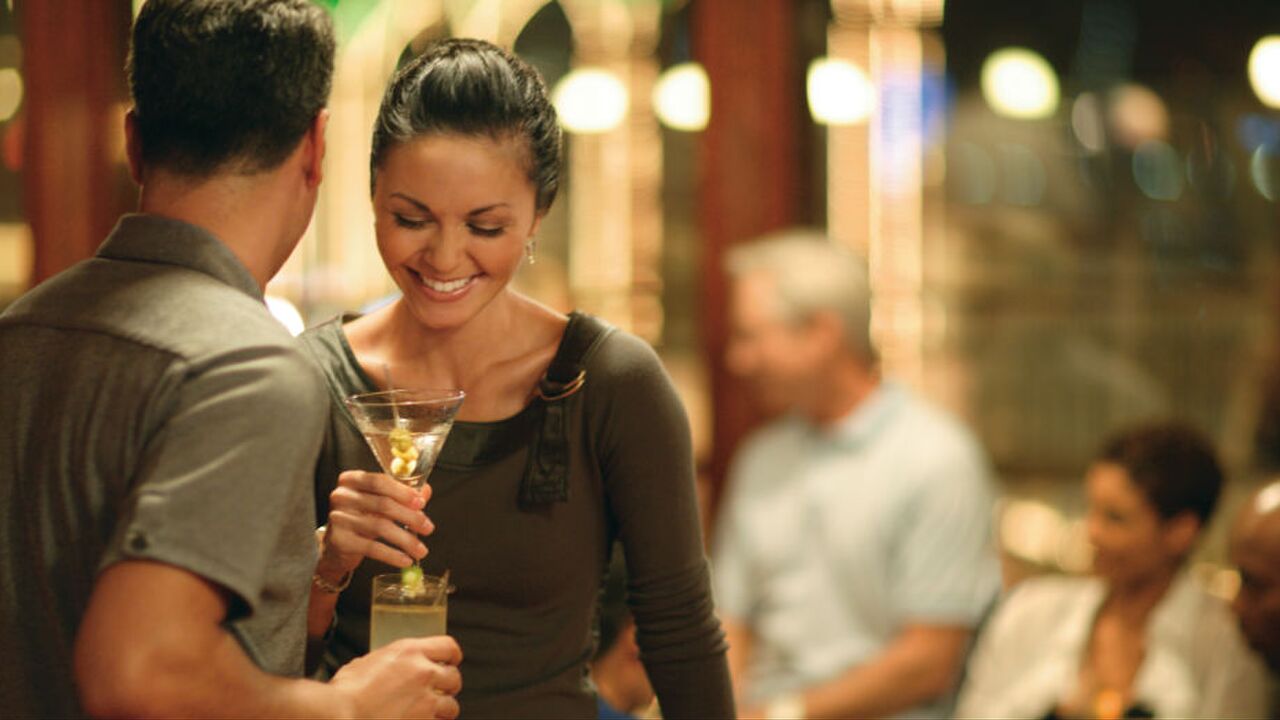 Eerste date tips man man wie betaalt first date
