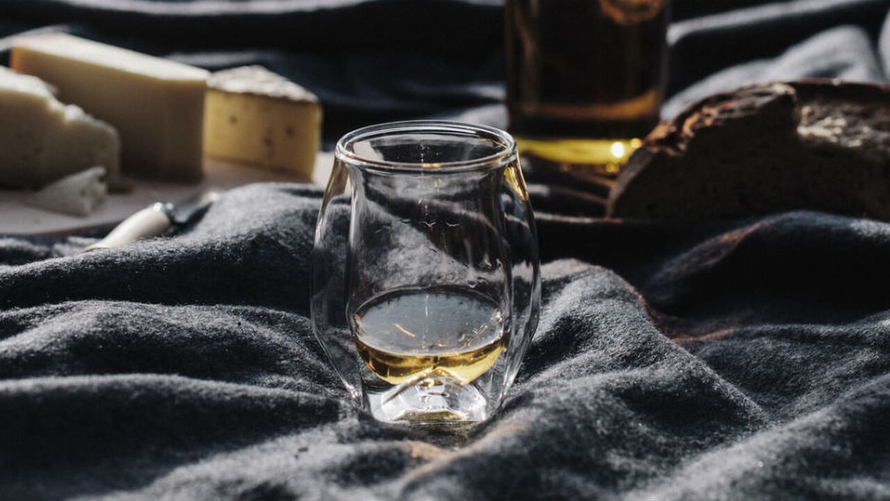 Illustratie voor: Whisky liefhebbers opgelet: dit zijn de ultieme whisky glazen