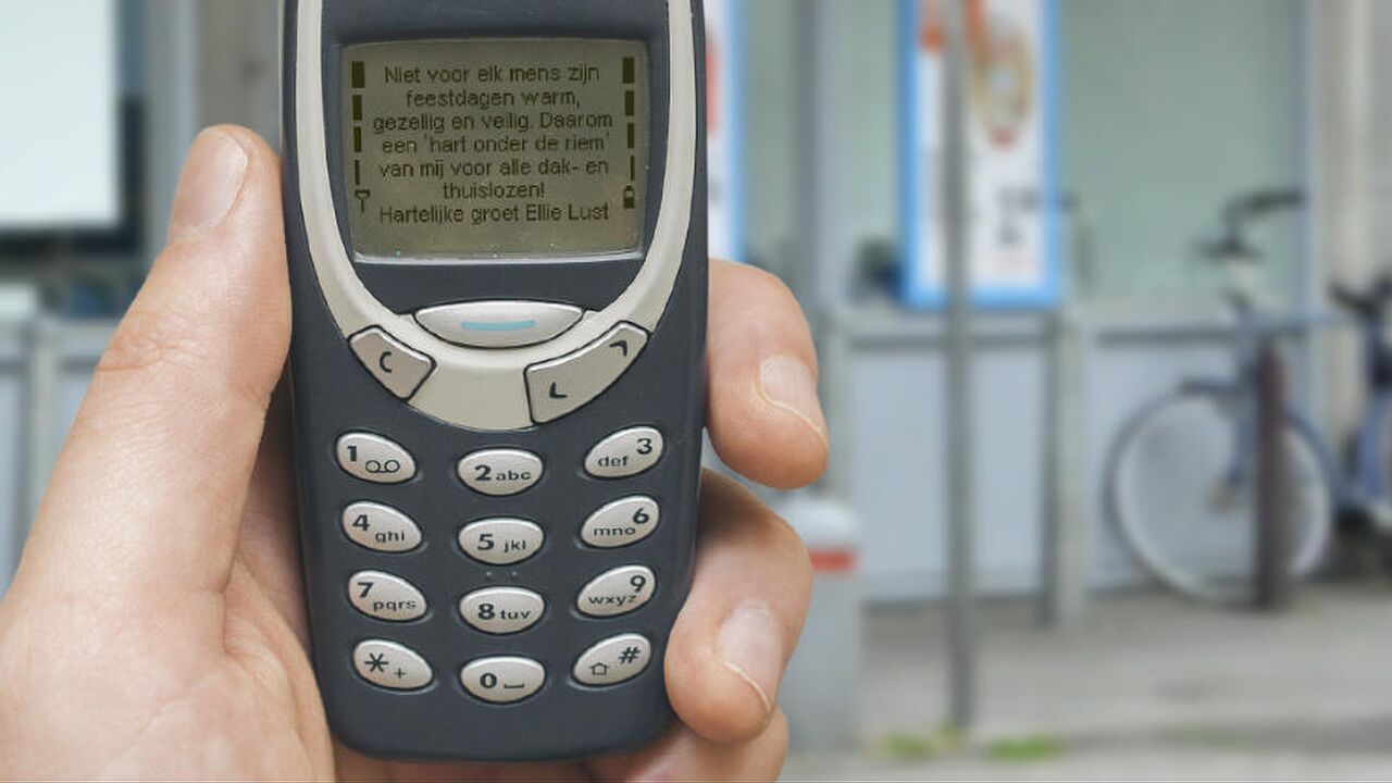Illustratie voor: Stuur een kerstkaart via SMS naar daklozen zonder adres