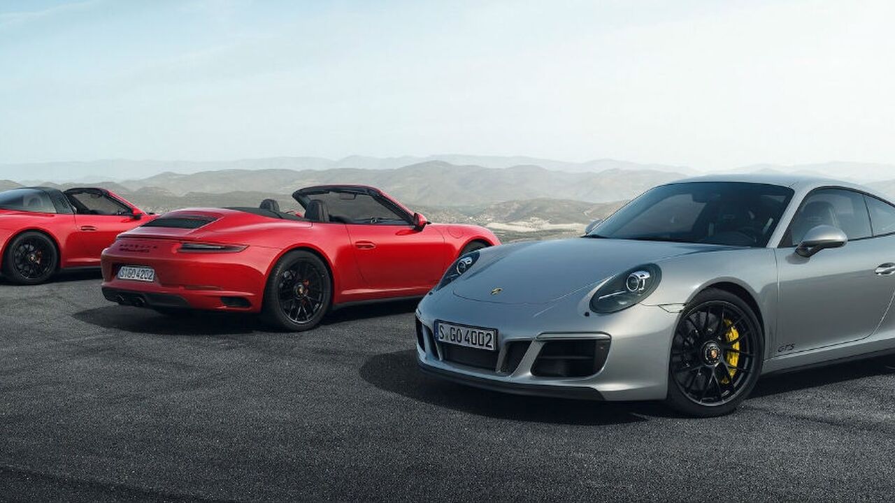 Porsch 911 carrera gts man man 3