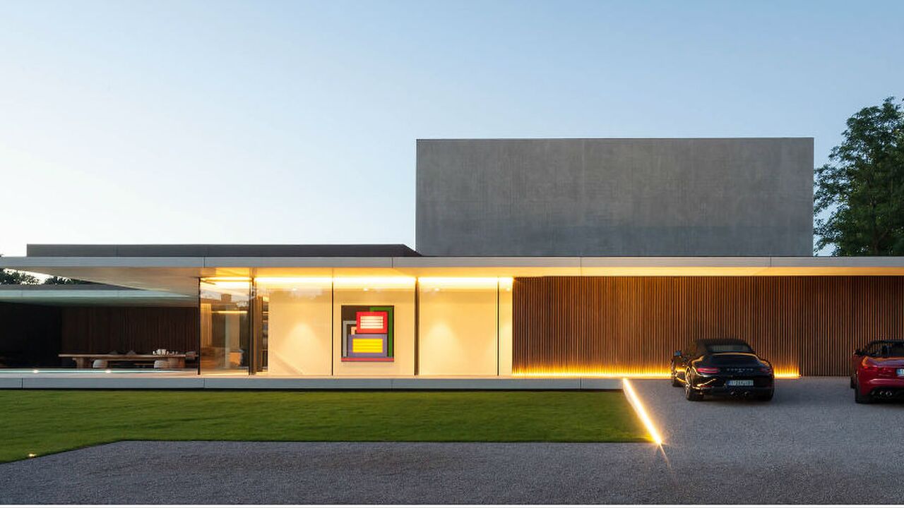 Illustratie voor: Dit brute huis in België laat je versteld staan