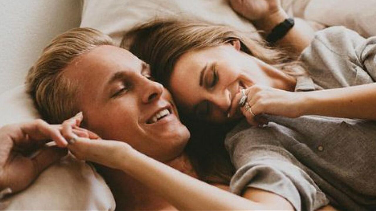 Illustratie voor: Zo leg je haar met Valentijnsdag extra in de watten
