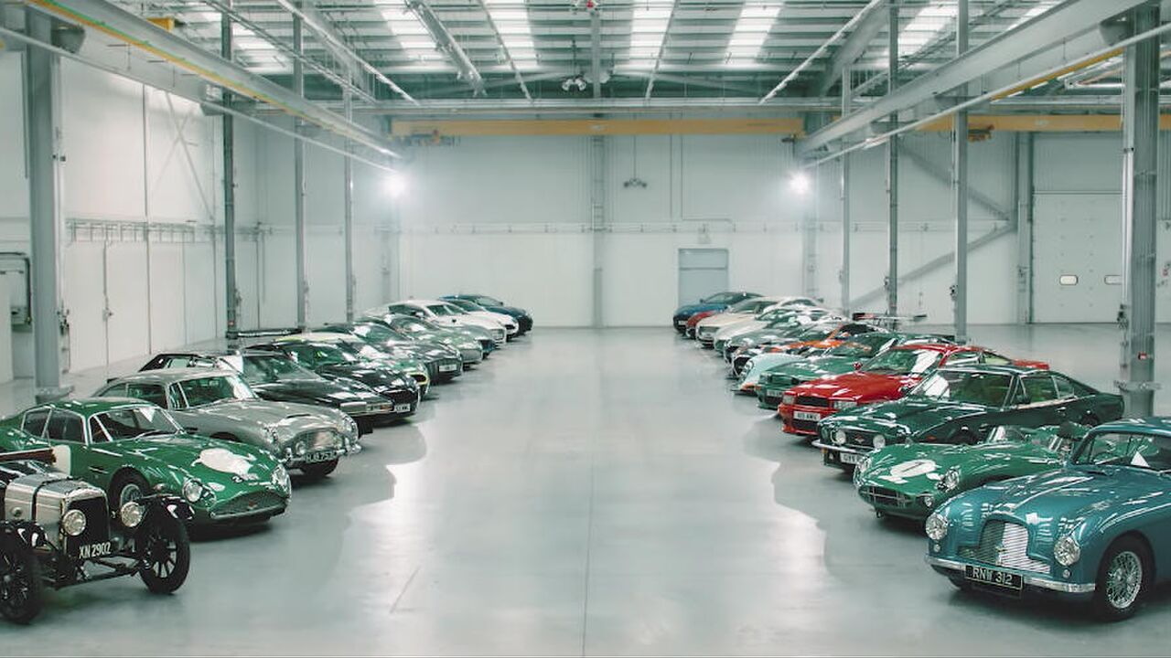Illustratie voor: Zien: Aston Martin viert opening nieuwe fabriek met een kijkje achter de schermen