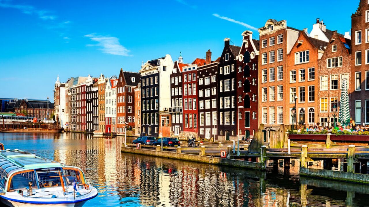amsterdam-millenials-manman