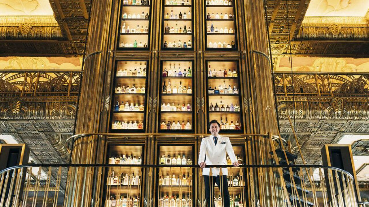 Illustratie voor: Kijk binnen in de ultieme Gin Tonic bar met meer dan 1000 verschillende Gins